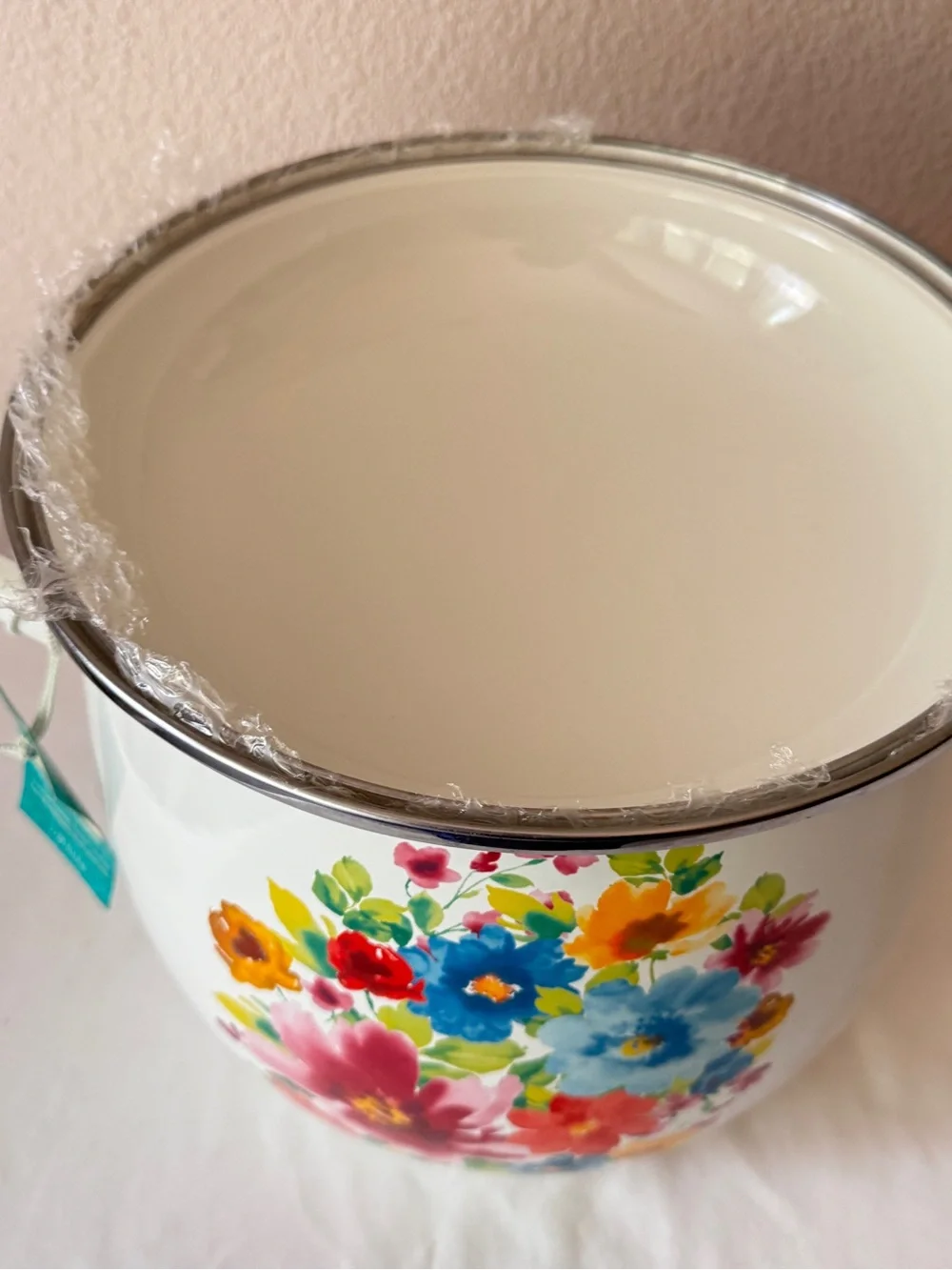 Floral Enamel Stockpot - White with Multicolor Flower Print